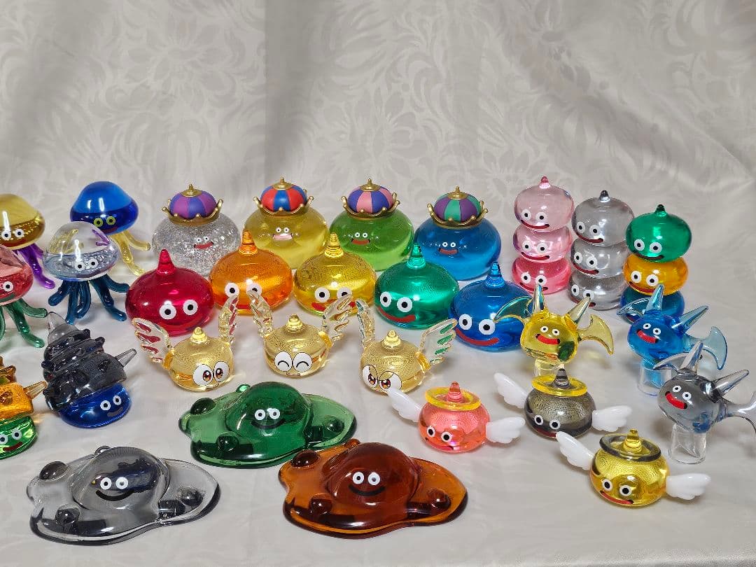 ドラクエ　クリアスライムフィギュア 約33体