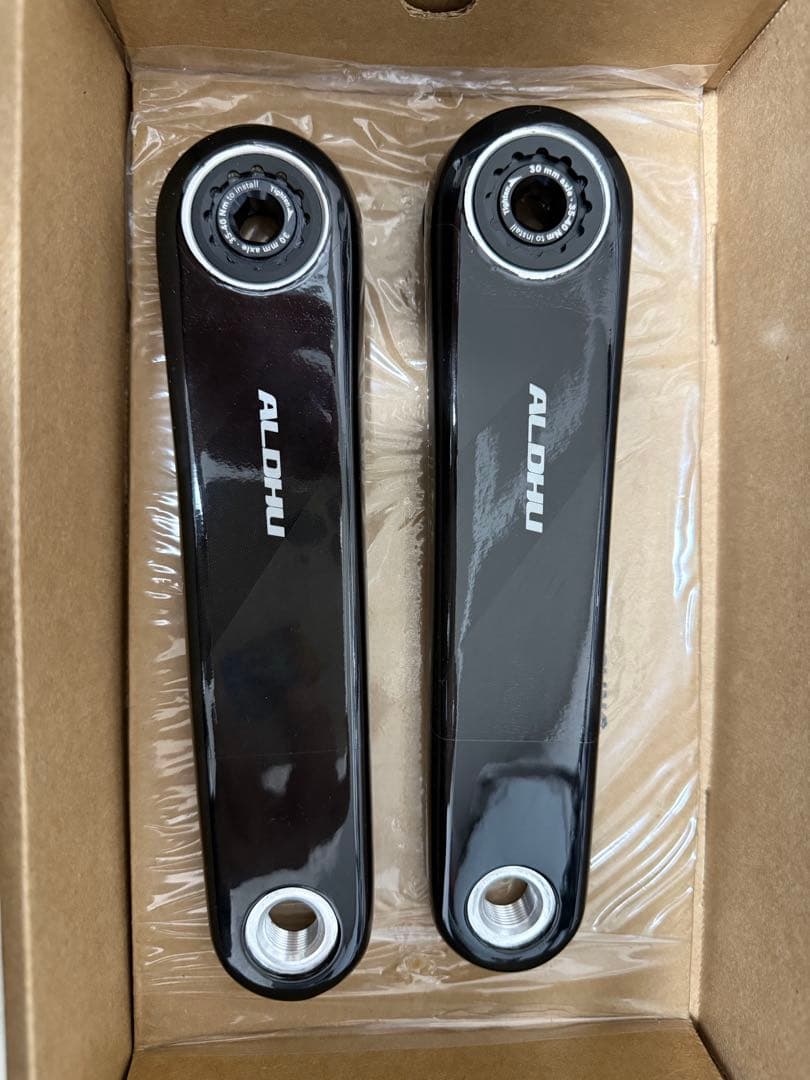 ROTOR Aldhu carbon クランク170mm スピンドル付き