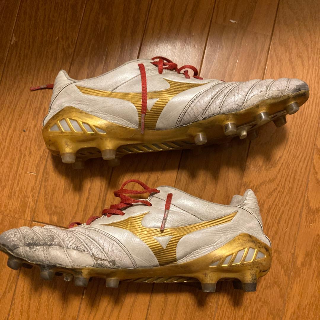 Mizuno モナルシーダNEO II JAPAホワイト/ゴールド