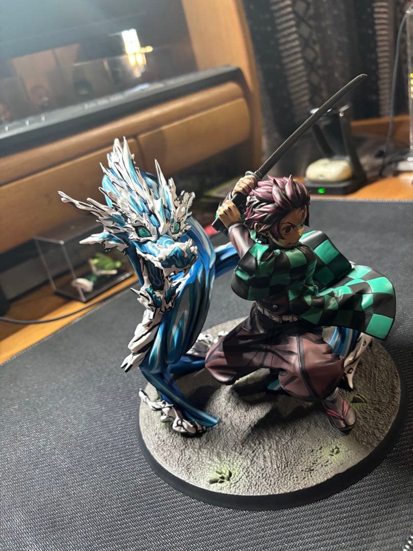 ANIPLEX+ 竈門炭治郎　全集中彩色Ver. 鬼滅の刃 1/8フィギュア