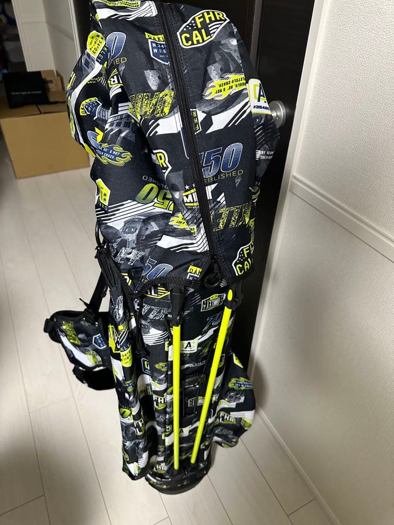 オークリー　キャディバッグ 黒/黄/グレー