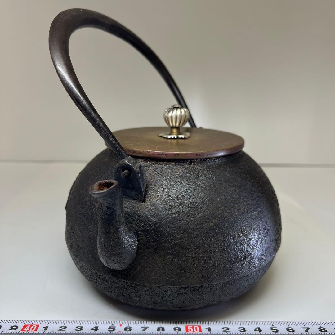 平安祥雲堂造　銀象嵌、銀摘鉄瓶　1530g 高約22㎝　東Y7-1105☆2F