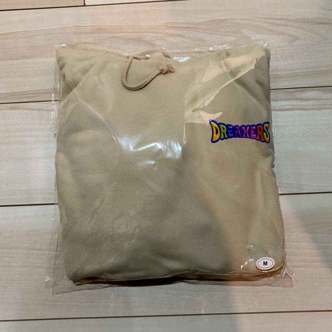 【新品未使用】DREAMERS フーディー　Mサイズ
