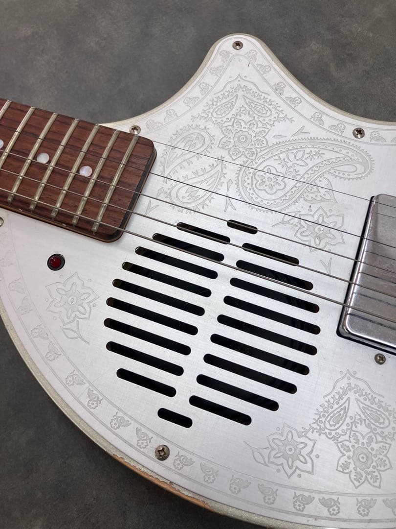 FERNANDES ZO-3 LITE ゼマイティス風 限定モデル　アルミ彫刻