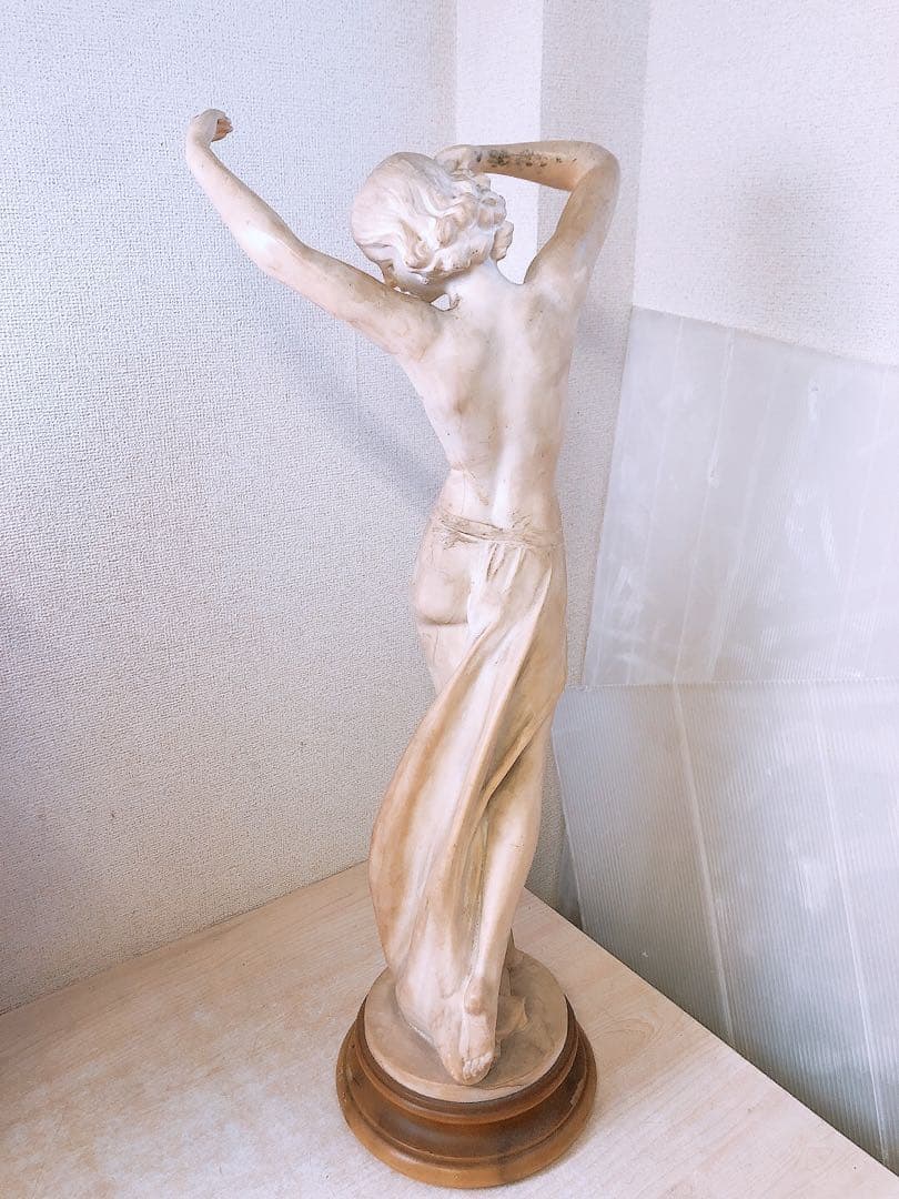 u*7様 ジュゼッペ・ベッシ Prof・g・Bessi 彫像 置物 女性像 美術