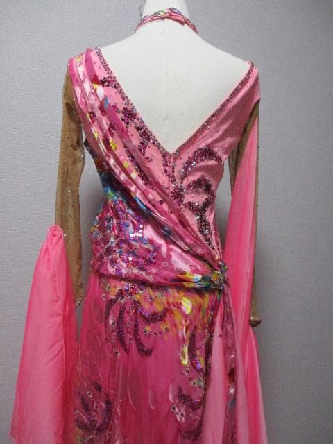 社交ダンス　ROBINHOODロビンフッド　ピンクキラキラドレス