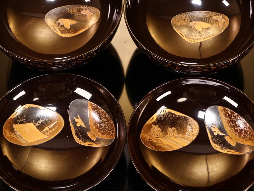 BK423　時代輪島塗　図替り　貝尽くし図金蒔絵　吸物椀　二客　木製　懐石 菓子