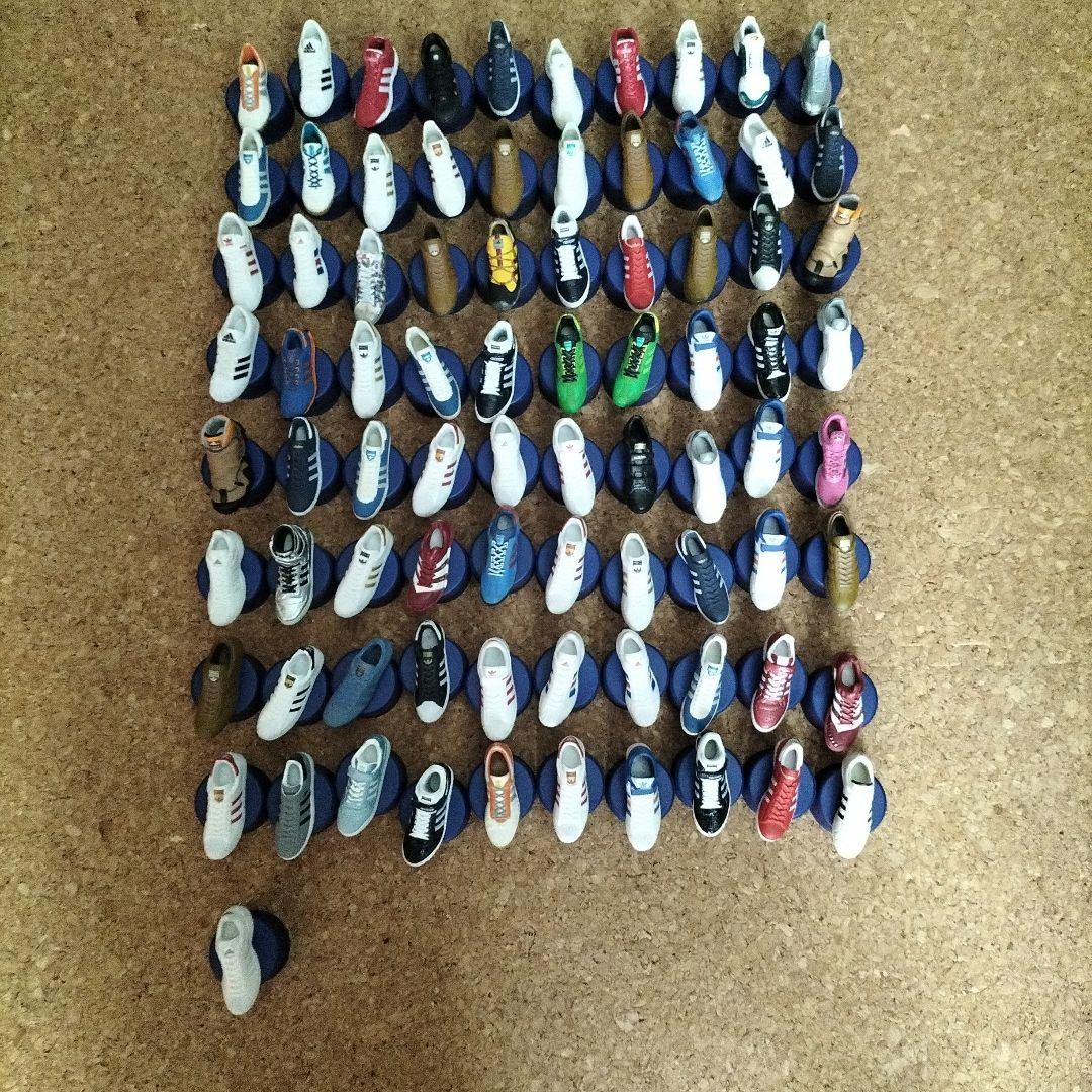 アディダス ボトルキャップ