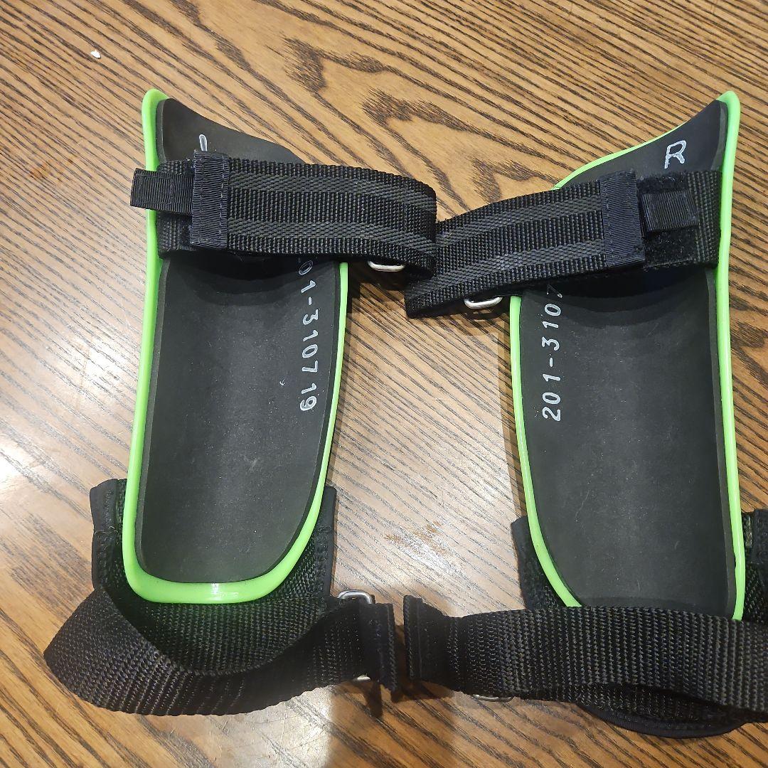 KOMPERDELL スキー用アームガード グリーン　ジュニア用