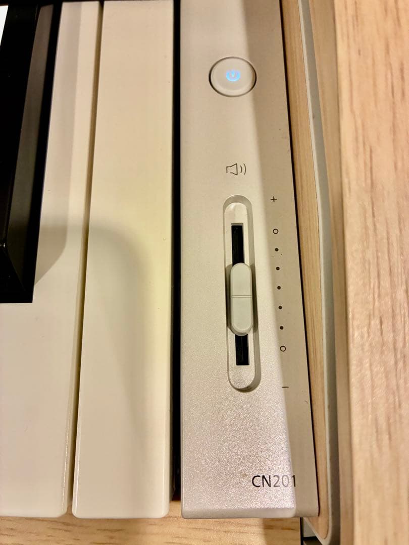 【値引き】KAWAI 電子ピアノ CN201 2022年製 ライトオーク（イス無