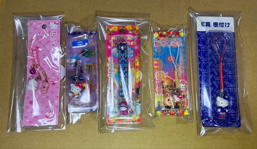 【レア】 ご当地キティ 根付け ファスナーマスコットその他 まとめ売り 131点