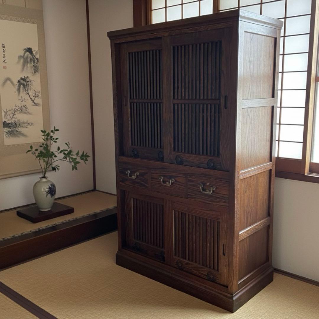 和風木製タンス 3段引き出し付き　茶箪笥　鍵付き