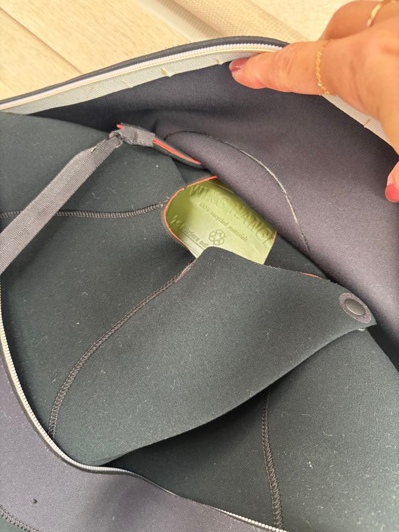 FLAVOR☆極美品☆ウェットスーツ