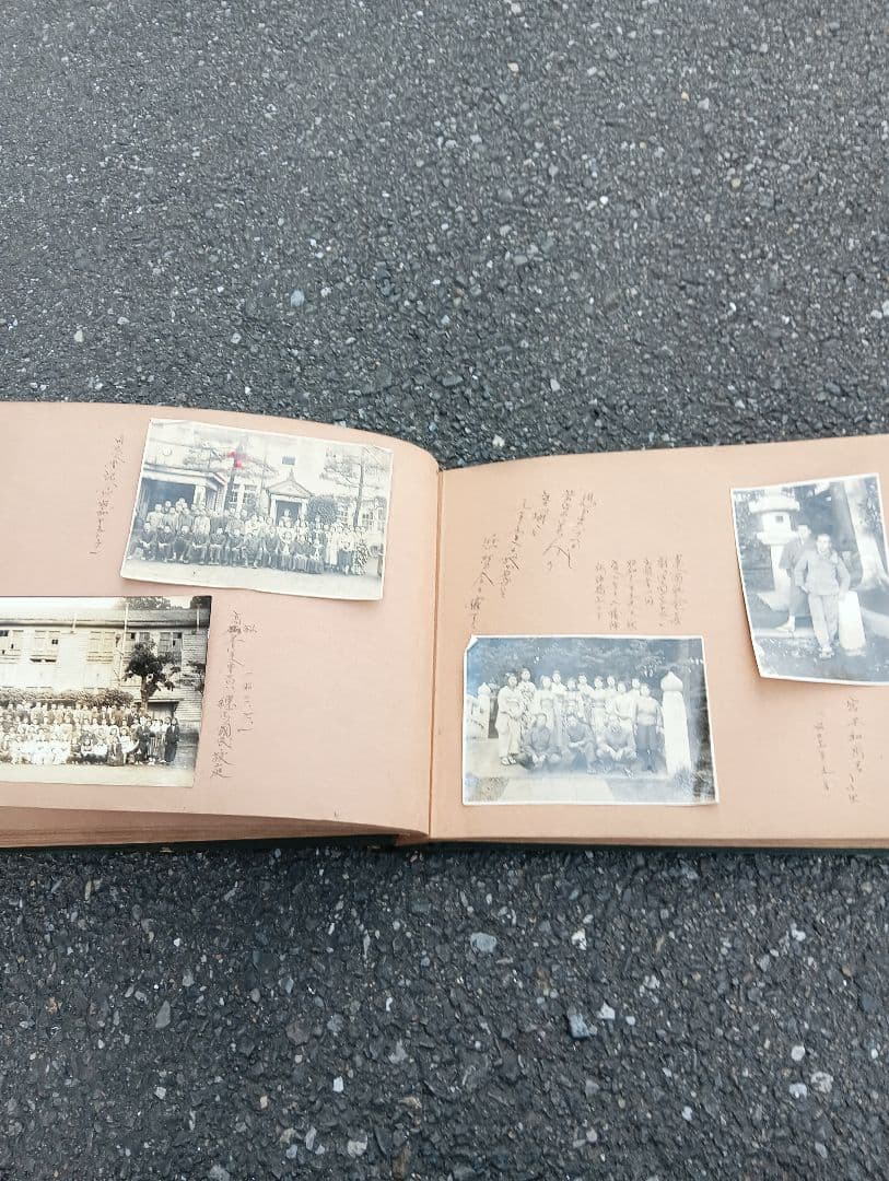 海軍兵のアルバム１冊　　生写真　約100枚貼り込み　戦争　軍人　軍隊　風俗資料