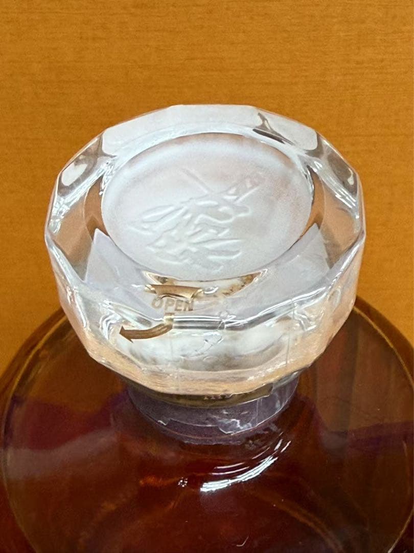 未開栓 サントリ一 響17年 古酒700ml 43% 箱なし