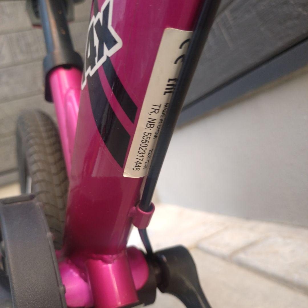 【大人気カラー】STRIDER 14x 子供用自転車　フューシャピンク