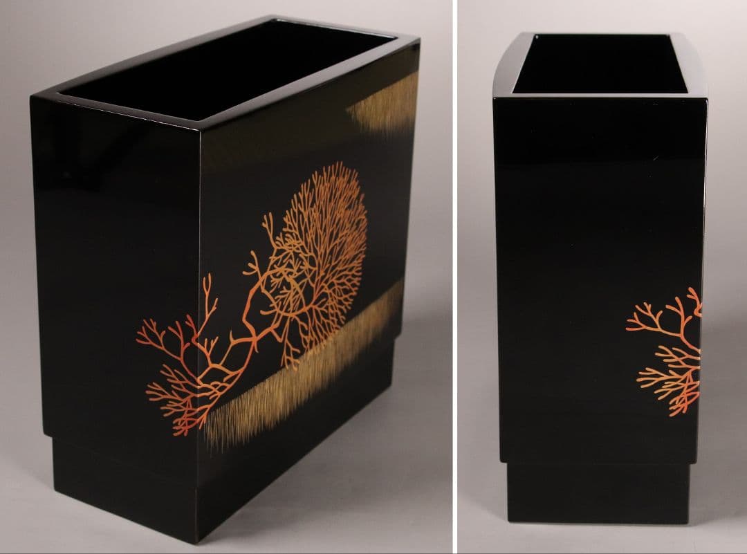 輪島塗名工「井波唯志」海華文 花器 蒔絵 沈金 黒塗 木製漆塗 花入 M971