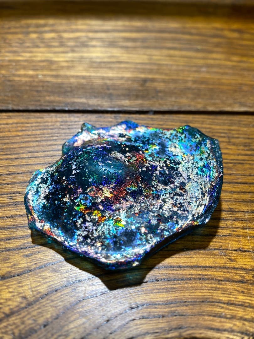 迫力のある銀化のローマングラス破片