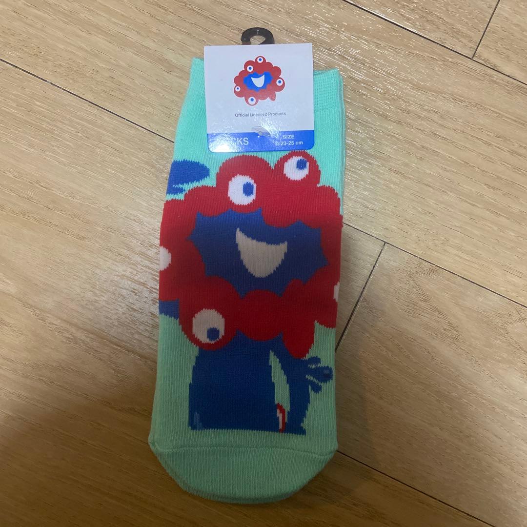 【新品】大阪・関西万博　閉幕式ハンカチとプログラムとミャクミャクバッチセット