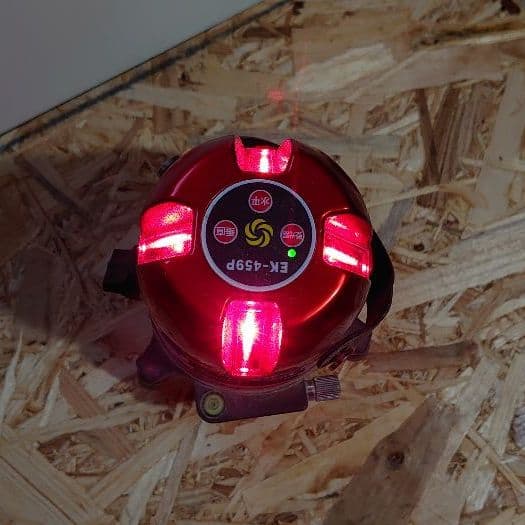 レーザー墨出し機