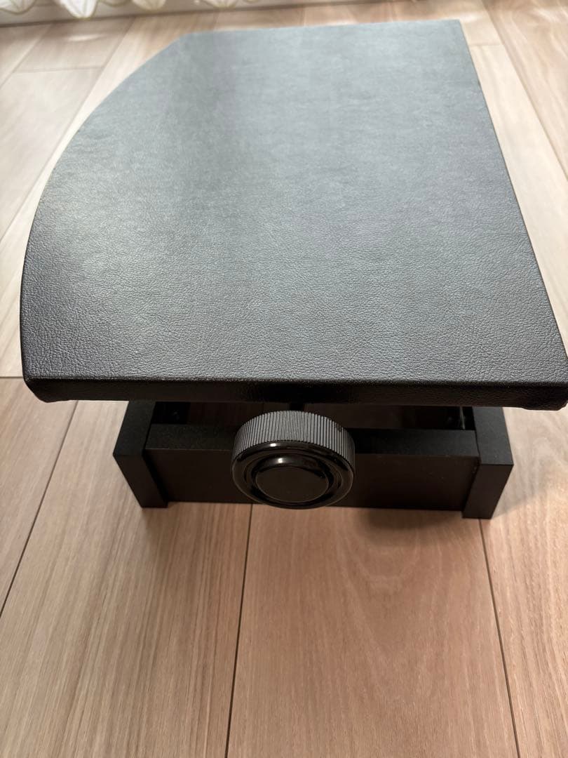 吉澤　ピアノ補助台