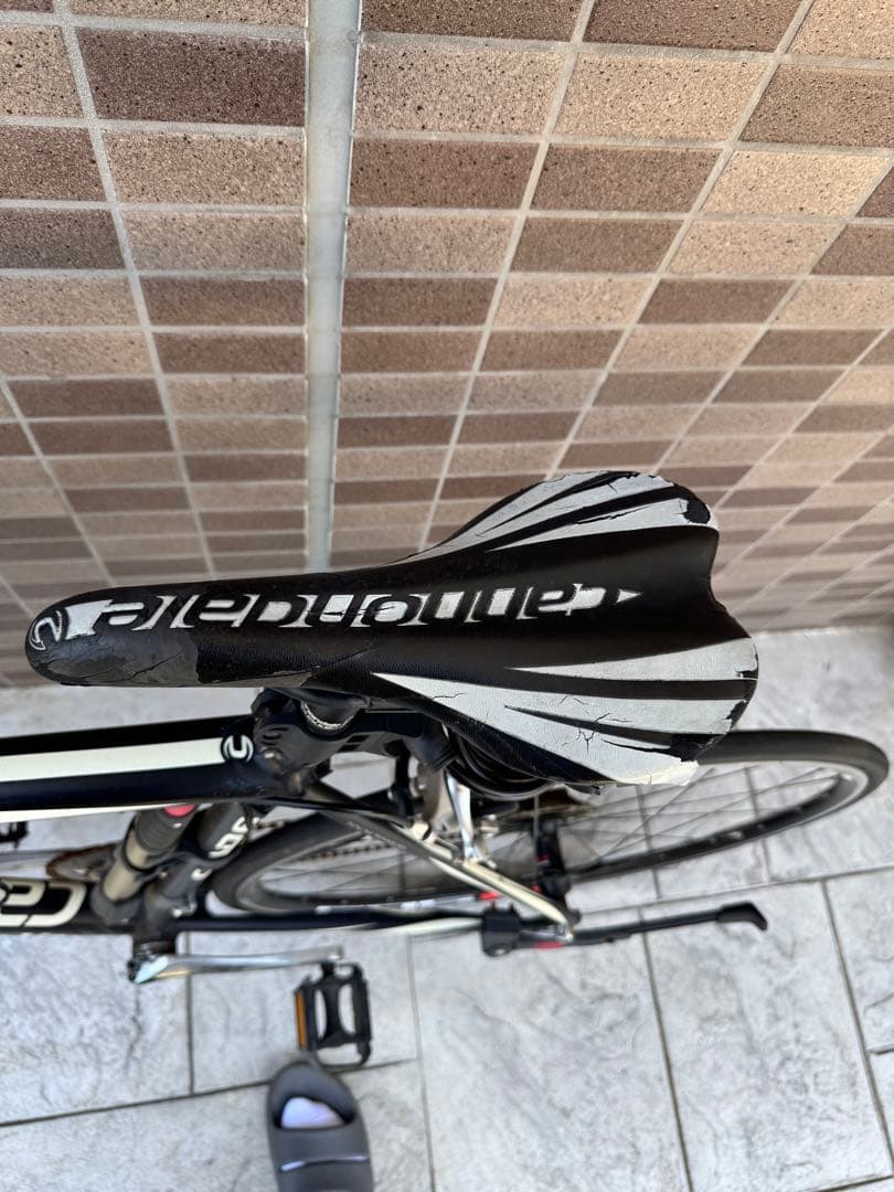 キャノンデール CAAD8 EN14781 マットブラック　ロードバイク