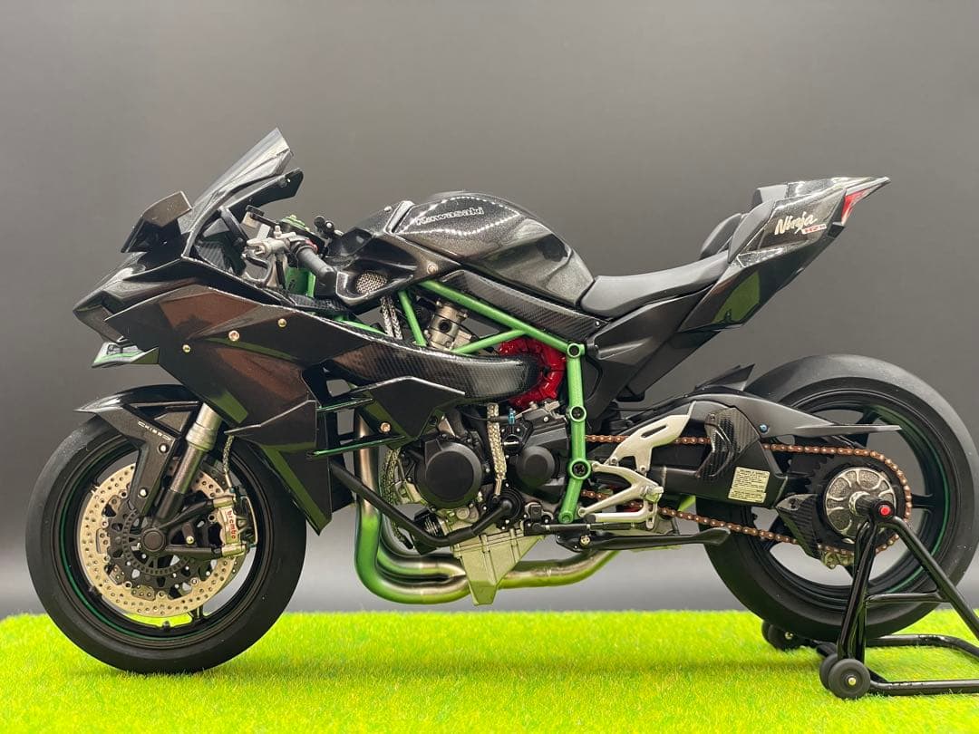 TAMIYA製　Kawasaki Ninja H2R. 1/12 完成品