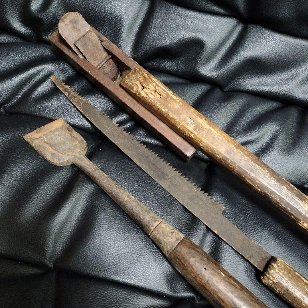 古道具 5点 アンティーク 鉋 鋸 ノミ 昭和 レトロ ジャンクガーデン