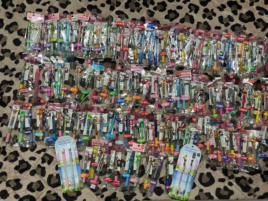 【値下げ中】ハローキティ ご当地キティ ボールペン シャープペン 118個セット
