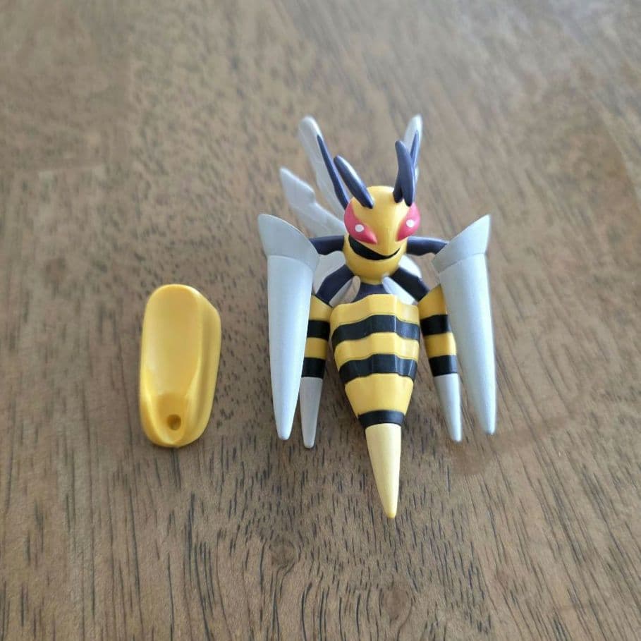 モンコレ　メガスピアー　台座あり