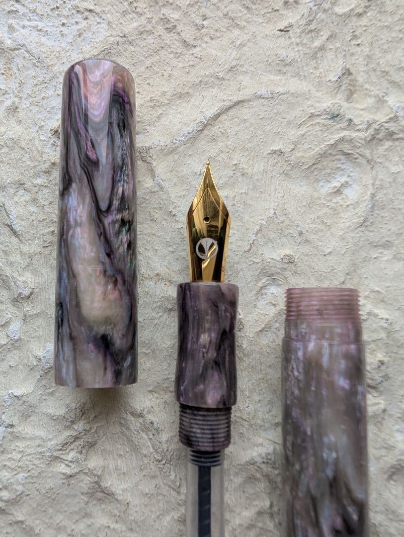 アメリカ製Tailored Penアバロン　レジン万年筆