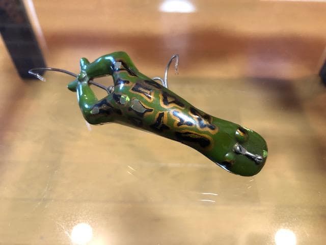 Heddon ヘドンルーニーフロッグ 4個セット