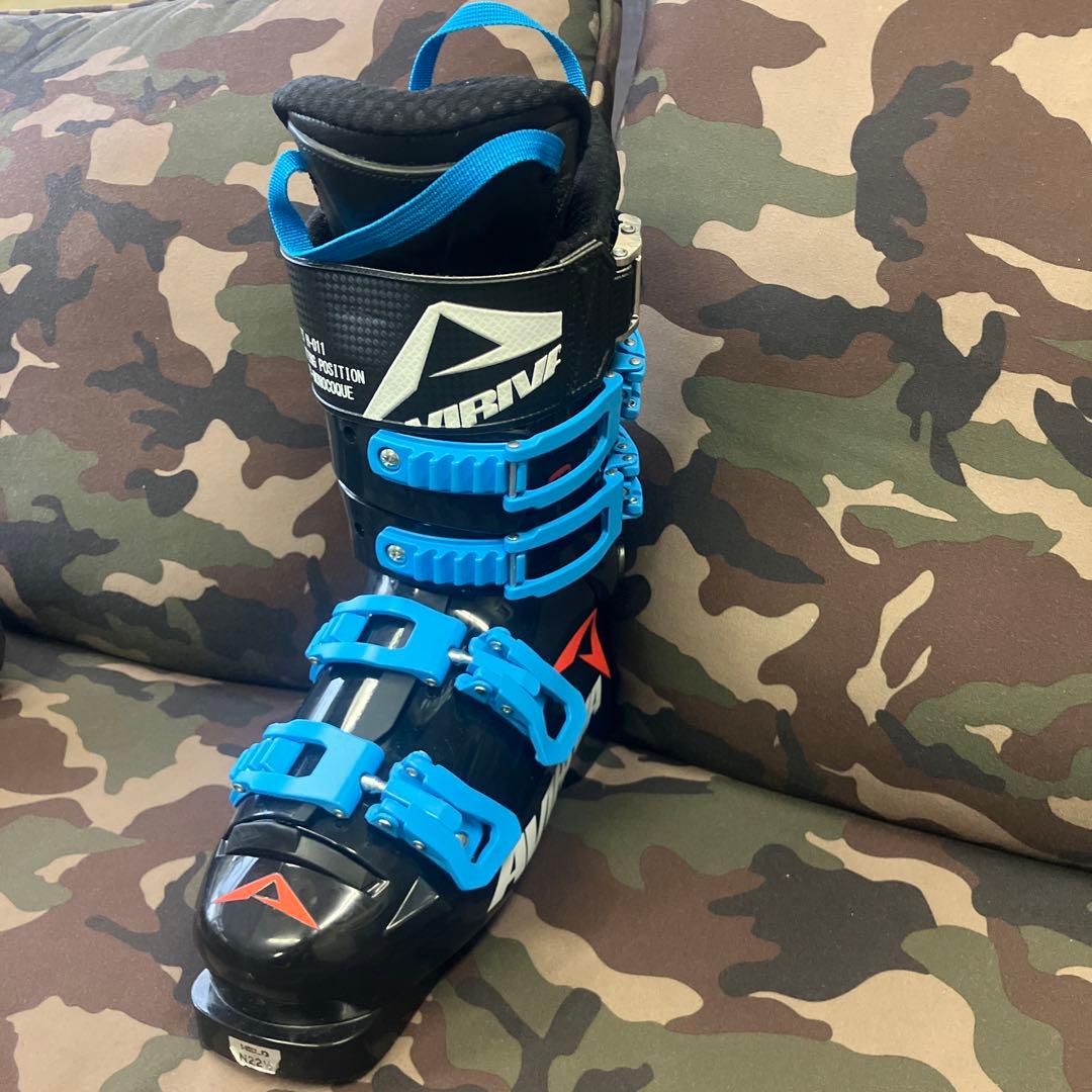 スキー AVIRIVA HORNET Re:HORNET100 22.5cm