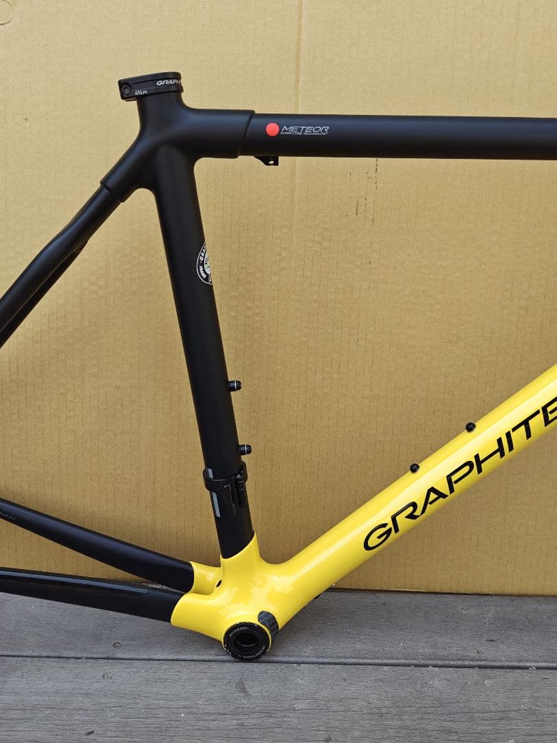 【期間限定値下げ】GRAPHITE DESIGN METEOR フレーム 美品