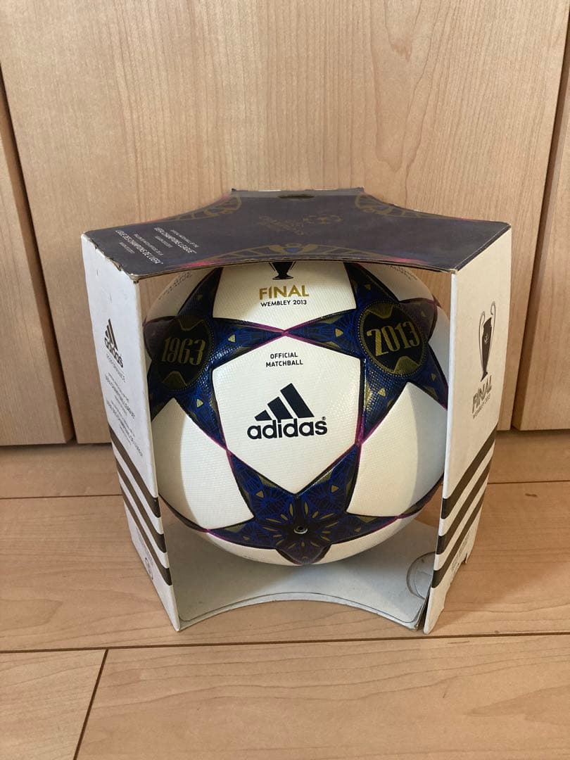 フィナーレ Wembley ウェンブリー　アディダス ボール