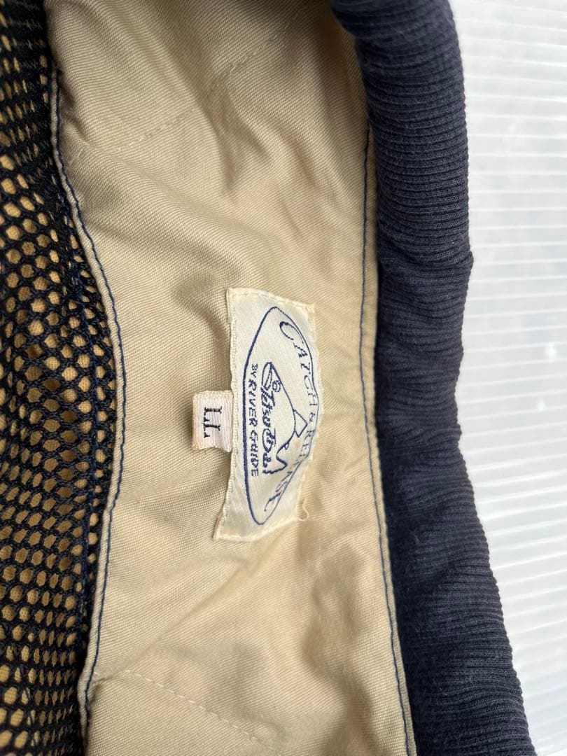 レア　希少　リバーガイド　西山徹モデル　フィッシングベスト　使用感　色褪せあり