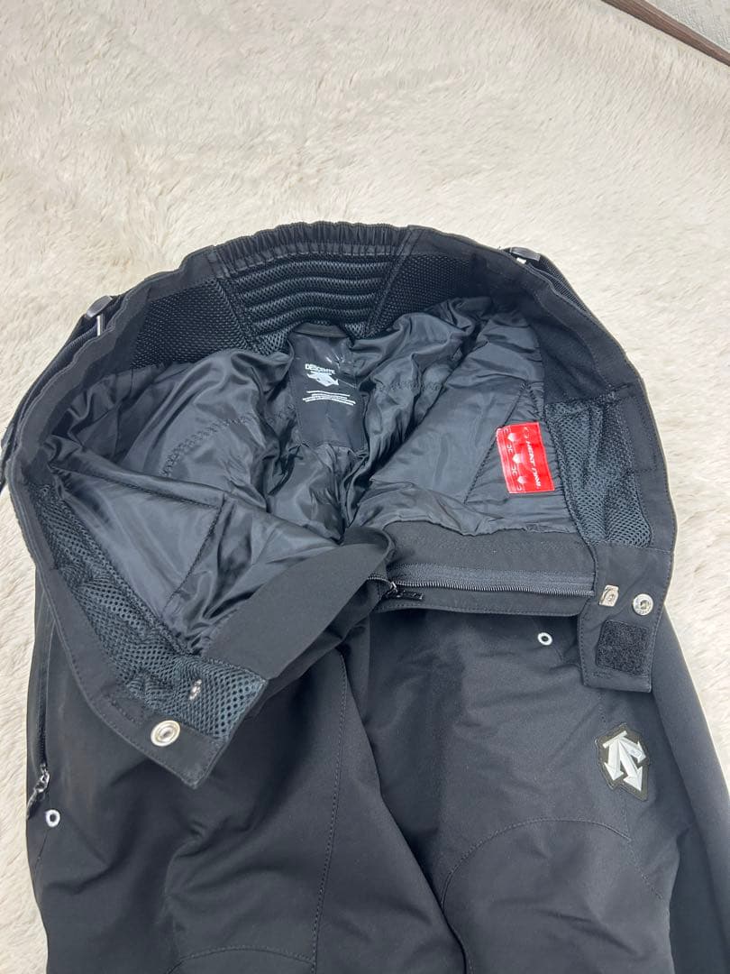 DESCENTE デサント スキーウェア　M　デモ　ジャケット　パンツ　セット