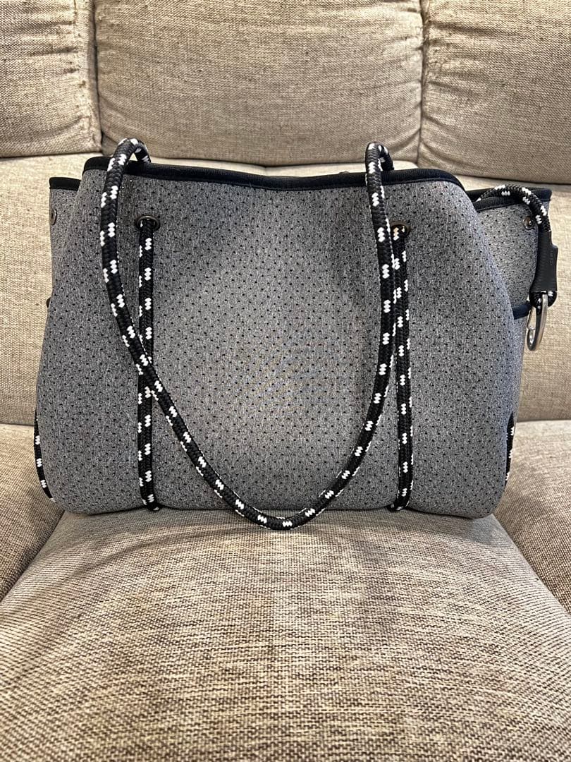 BESTIE PET ペットキャリー ペットバッグ ショルダーバック 犬