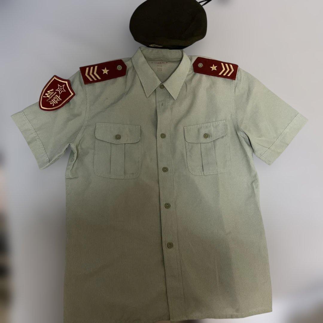 中国憲兵執勤専用夏用半袖軍服一式（軍服・肩章・腕章・ベレー帽）
