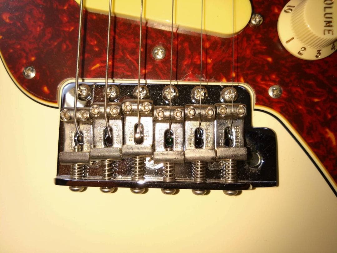 ギター FENDER JAPAN CHAR MUSTANG Olympic White