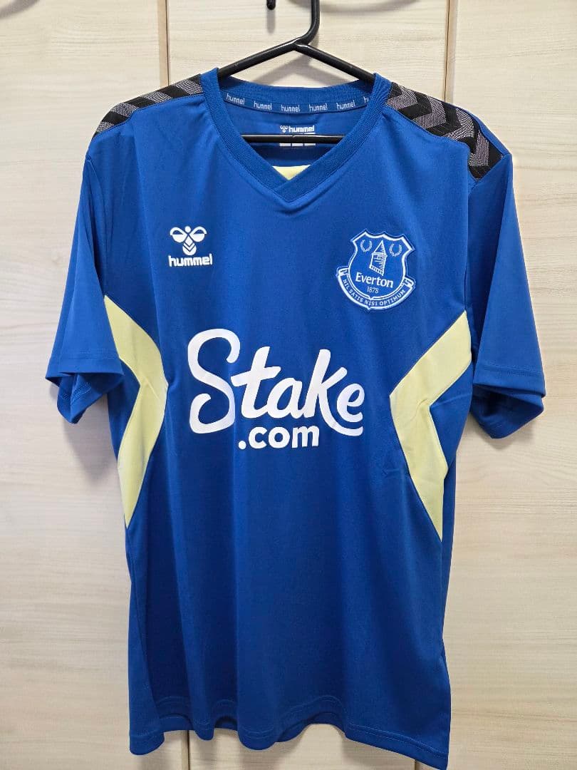 ２０２３シーズン　エバートン　トレーニング　ユニフォーム