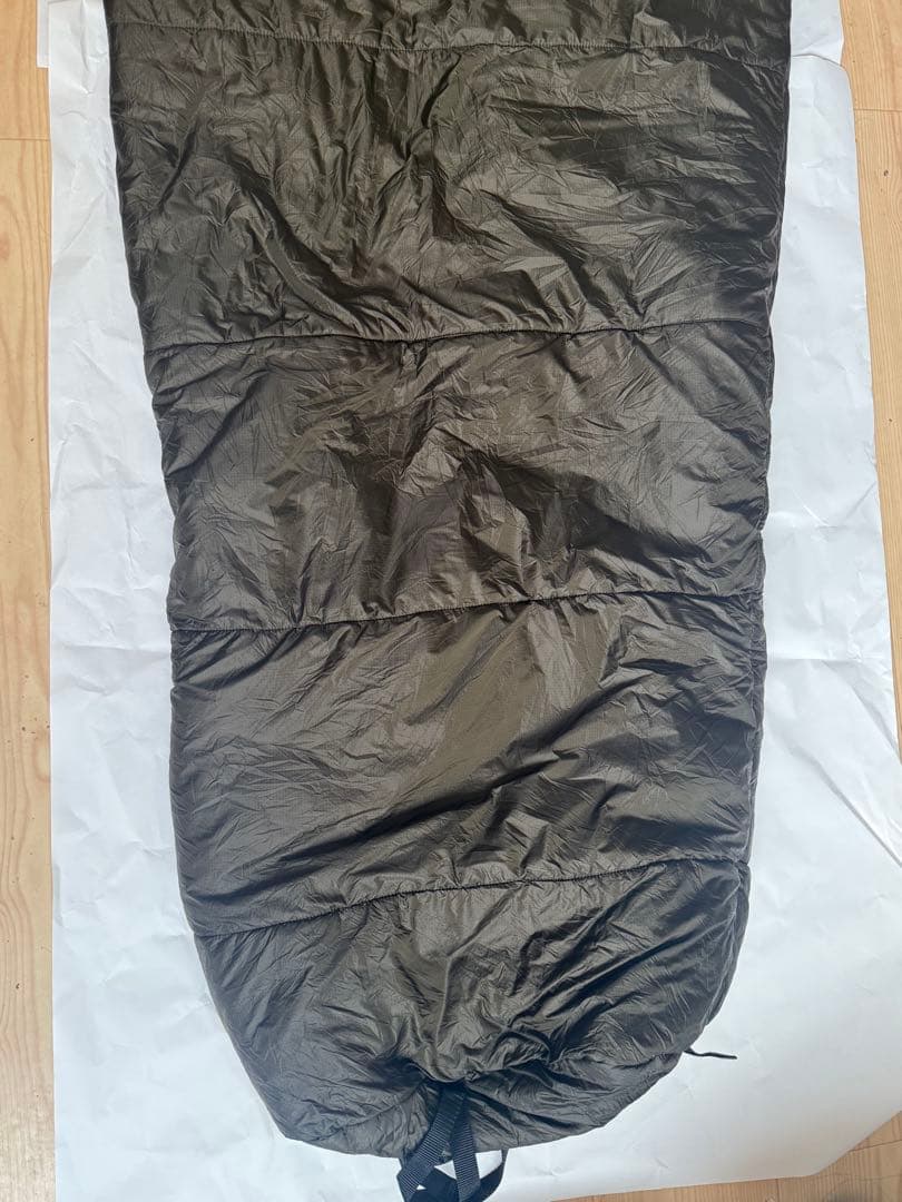 馬*酒様 NANGA SF800 スリーピングバッグ　ダークカーキ