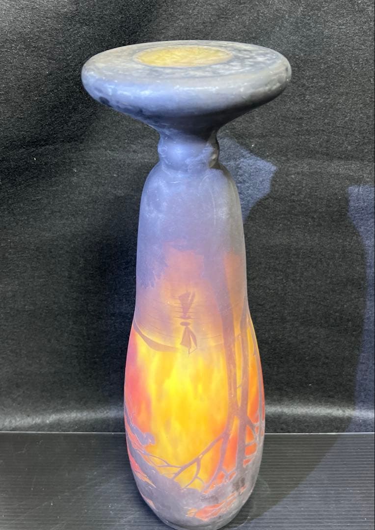 19世紀　ドーム・ナンシー　在銘　異色ガラス溶込酸化腐食彫花入　高さ約35.5㎝