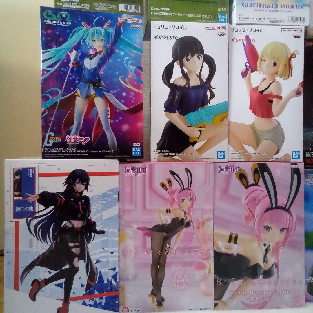 美少女とウマとニャンコとウルトラマンフィギュア 24箱 まとめ売り