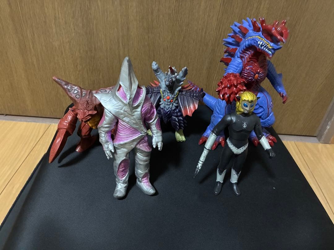 ウルトラマン　怪獣　ソフビ　まとめ売り　50体