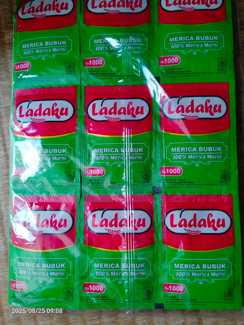 LADAKU Merica Bubuk 挽き胡椒 - 500袋