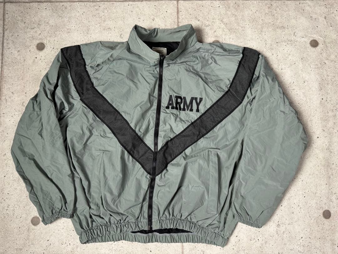 U.S.ARMY アメリカ軍 トレーニングジャケット IPFU 実物 205