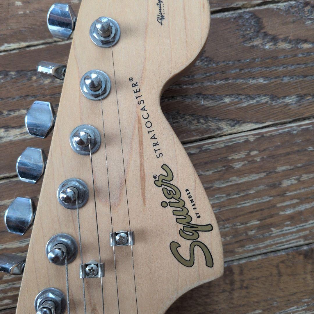 Squier Stratocaster エレキギター