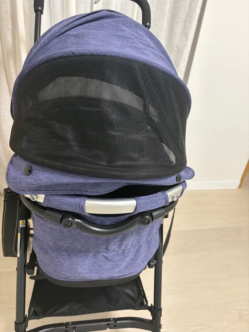 ペットカート、コムペットミリミリEG、コンビ、箱あり、使用は一回のみ