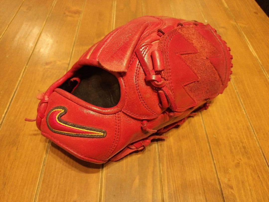 Nike 松坂大輔モデル 軟式グローブ レッド